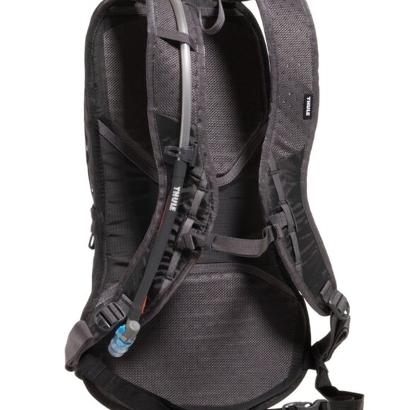Thule UpTake 8 L Hydration Backpack - 84.5 oz. Reservoir, Black - Picture 5 of 5